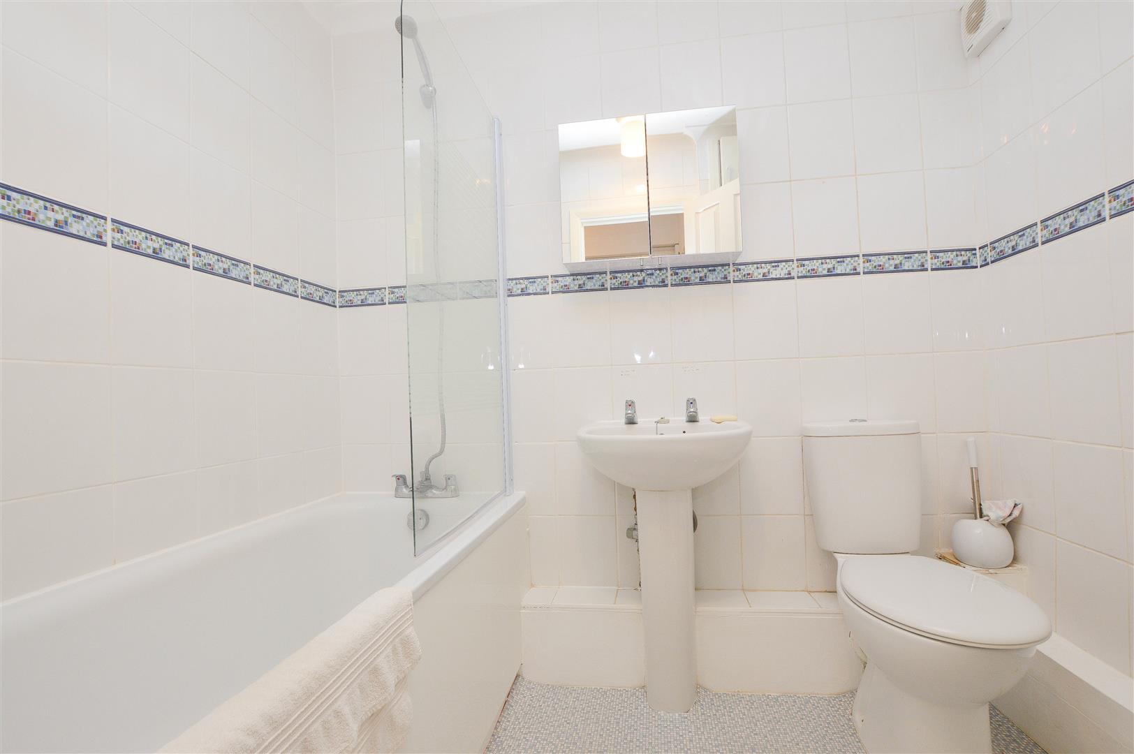 Property Details for Silverdale Road Eastbourne East Sussex BN20 7AQ